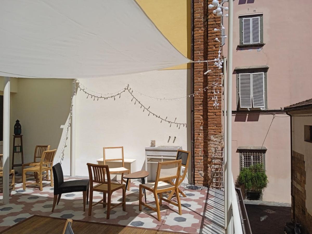 La Terrazza Del Fotografo Hotel Лука Екстериор снимка