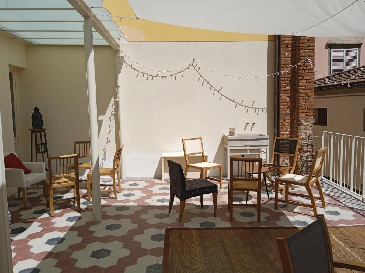La Terrazza Del Fotografo Hotel Лука Екстериор снимка