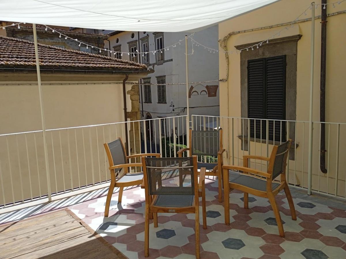 La Terrazza Del Fotografo Hotel Лука Екстериор снимка