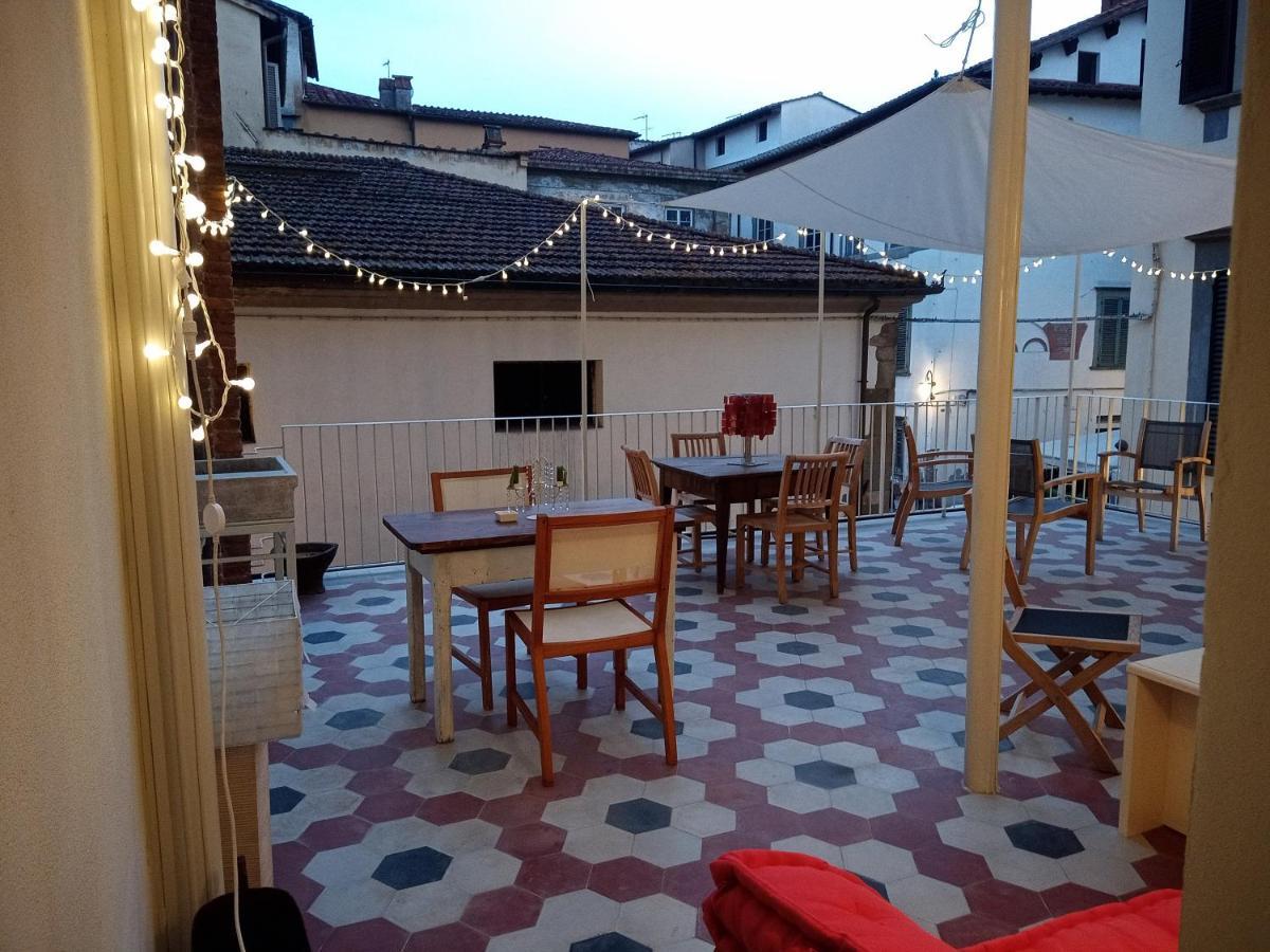 La Terrazza Del Fotografo Hotel Лука Екстериор снимка